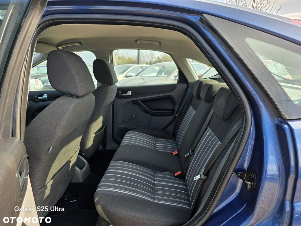 Ford Focus - 31