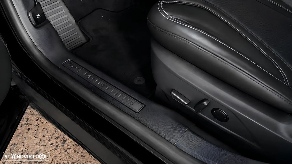 Ford Mustang Mach-E 75.7 kWh Base - 26