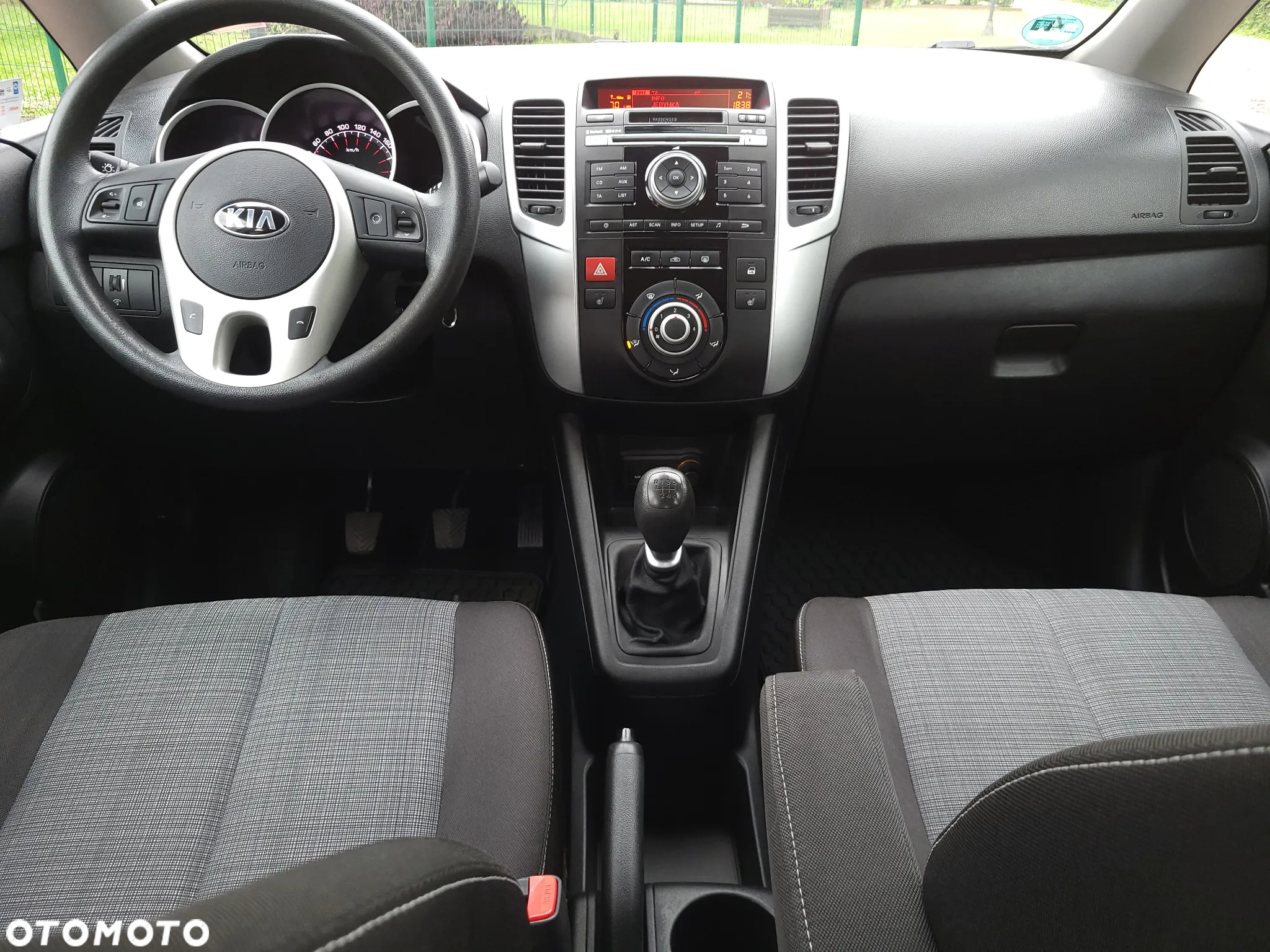 Kia Venga 1.6 CVVT Edition 7 - 18