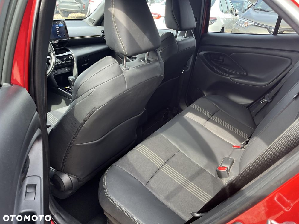 Toyota Yaris Cross Hybrid 1.5 Adventure - 19