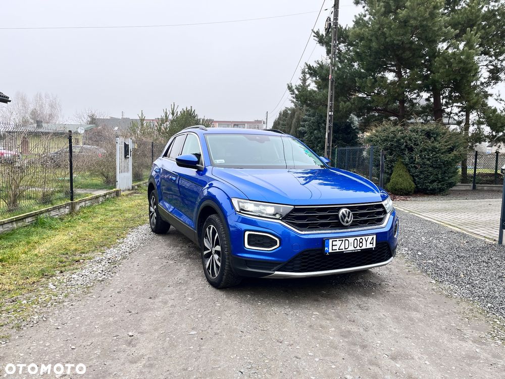 Volkswagen T-Roc ver-1-5-tsi-gpf-act-advance-dsg - 1