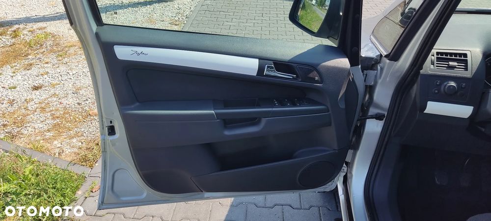 Opel Zafira 1.8 Edition 111 Jahre - 24
