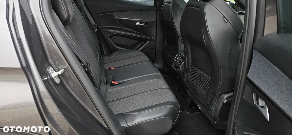 Peugeot 3008 1.5 BlueHDi GT S&S - 9