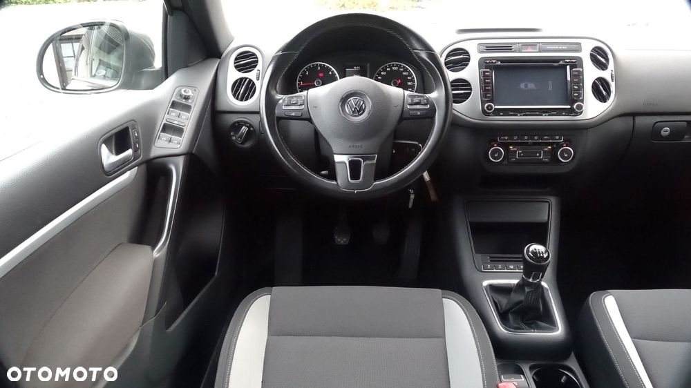 Volkswagen Tiguan - 34