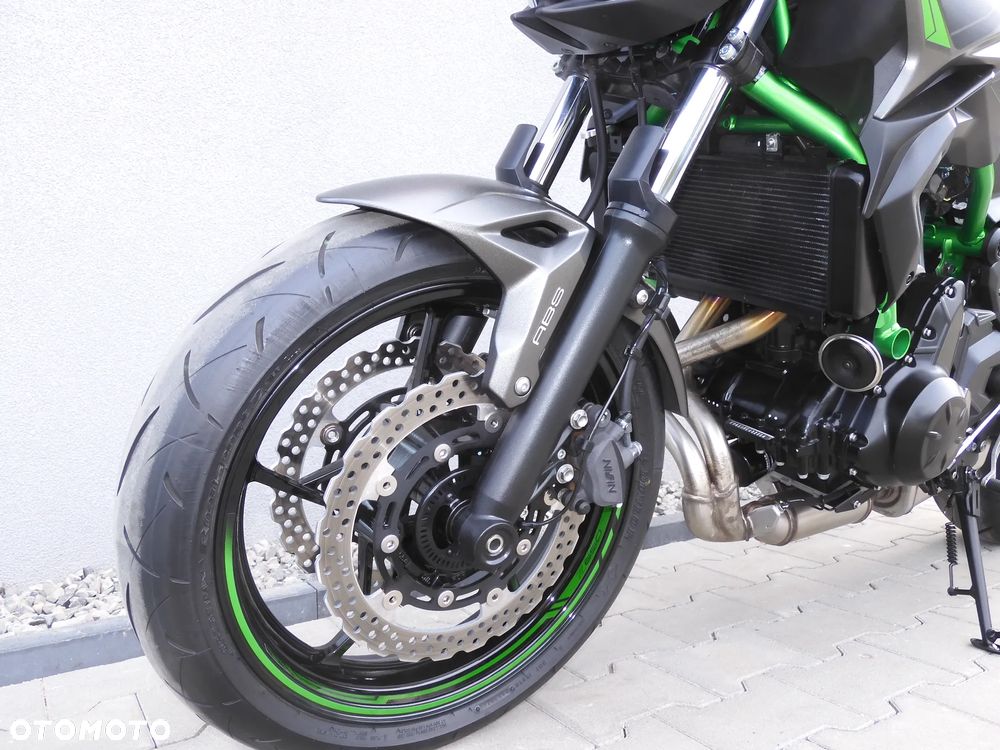 Kawasaki Z 650 - 23