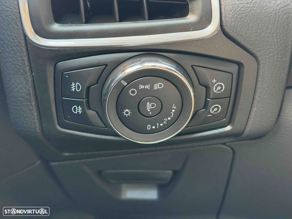Ford Focus 1.0 SCTi Trend - 36