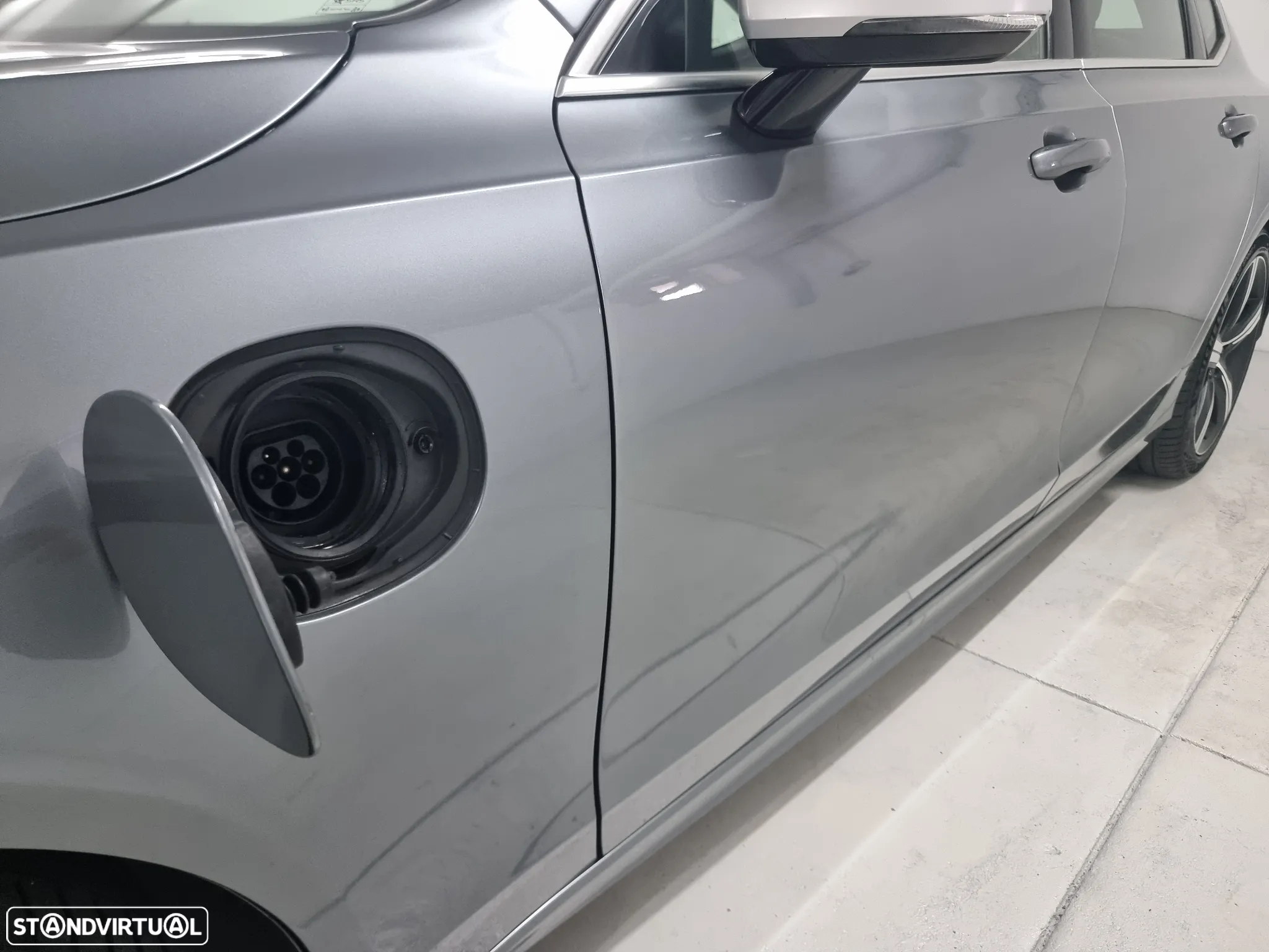 Volvo S90 - 3