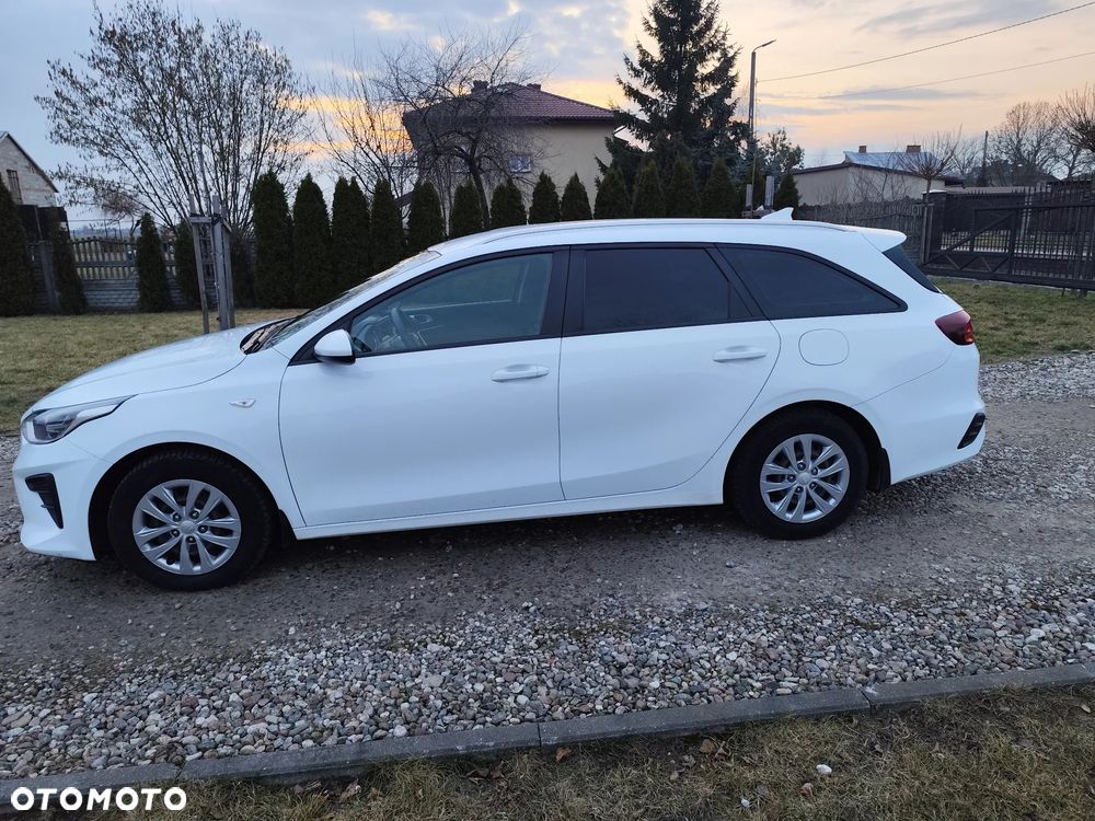 Kia Ceed 1.6 CRDi SCR L Business Line Plus - 3