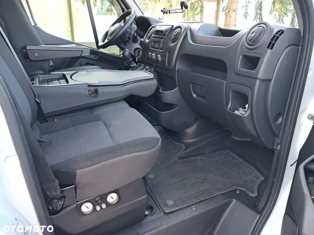 Renault Master - 10