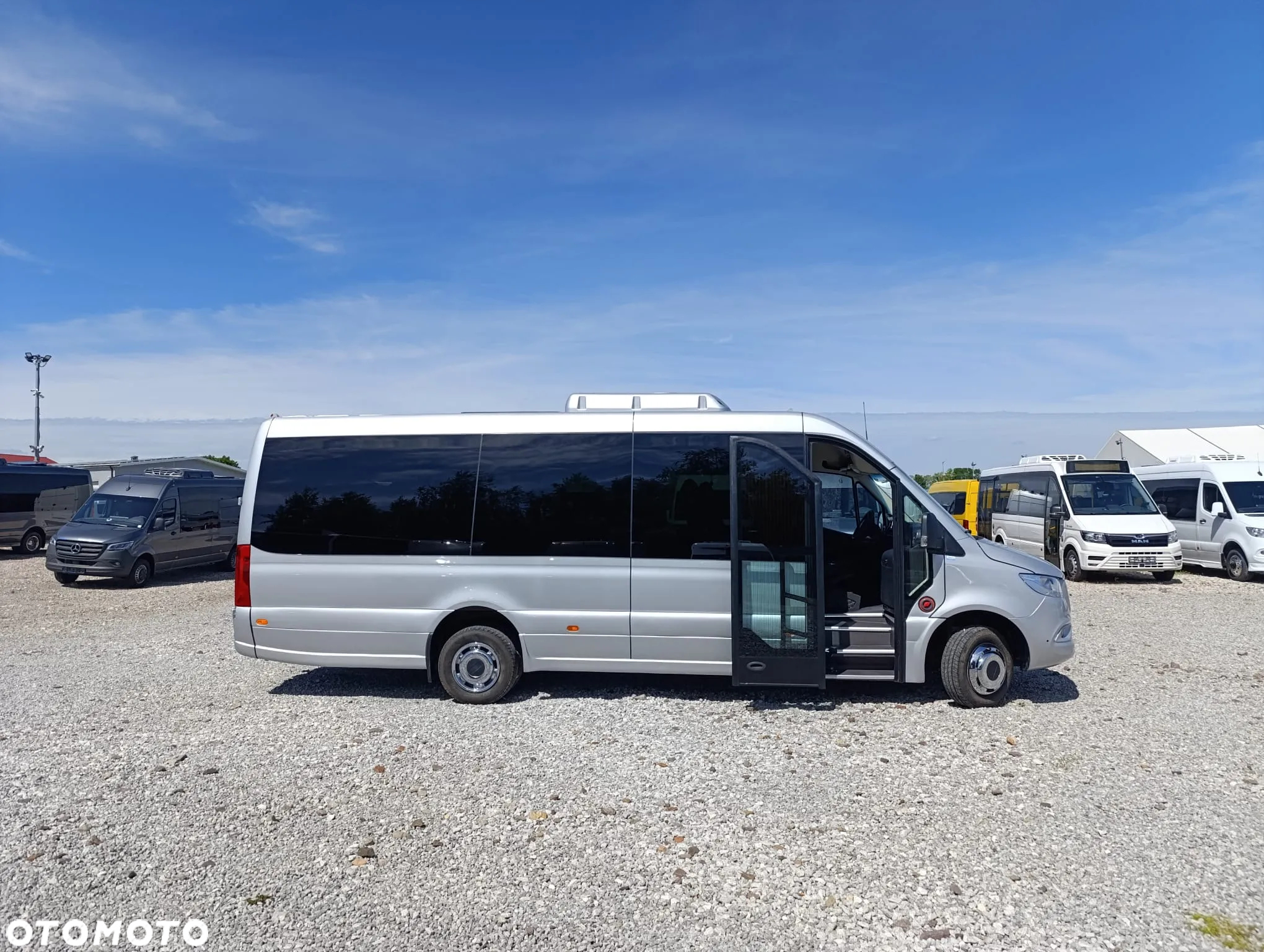Mercedes-Benz Sprinter 517 - 3