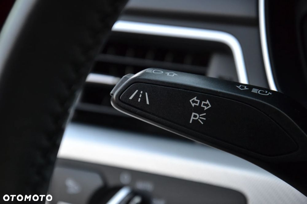 Audi A4 Avant 2.0 TDI ultra S tronic design - 23