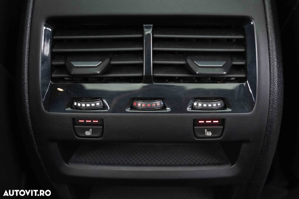 BMW X5 xDrive45e - 36