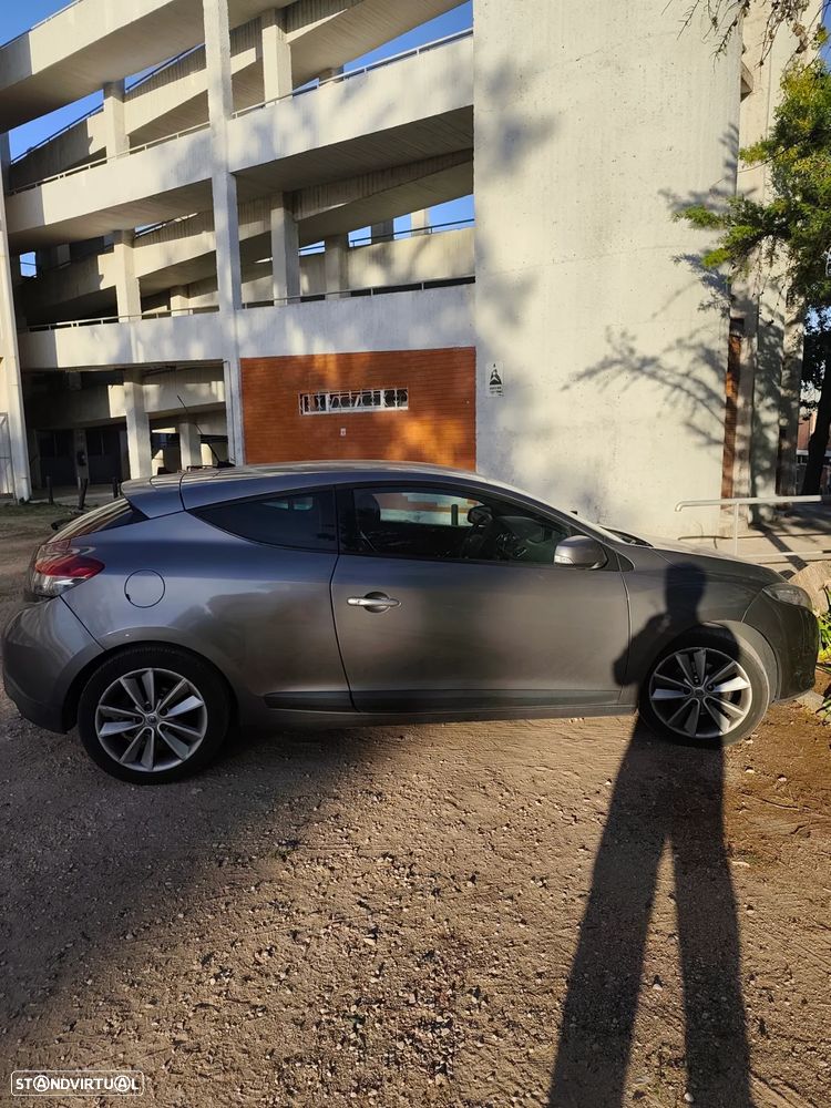 Renault Mégane Coupe 1.5 dCi Dynamique - 4