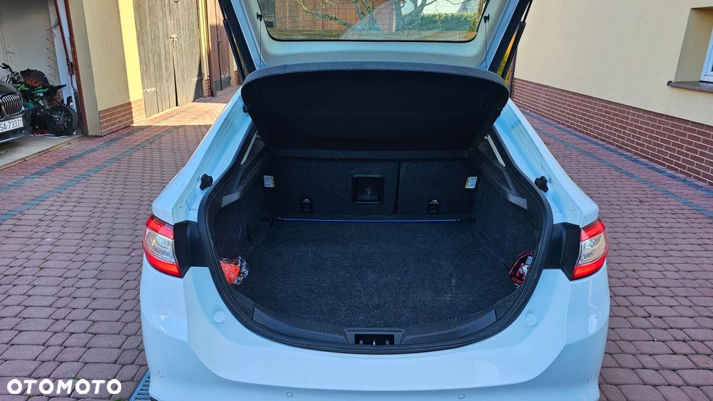 Ford Mondeo 2.0 TDCi Titanium - 18