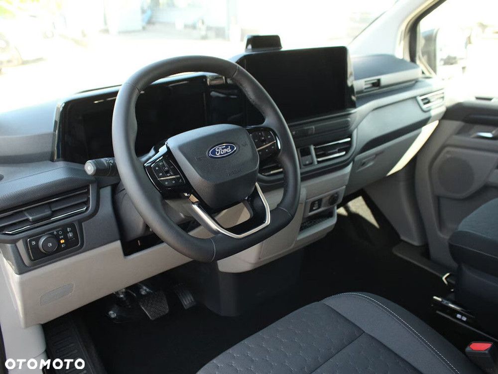 Ford Transit Custom - 9