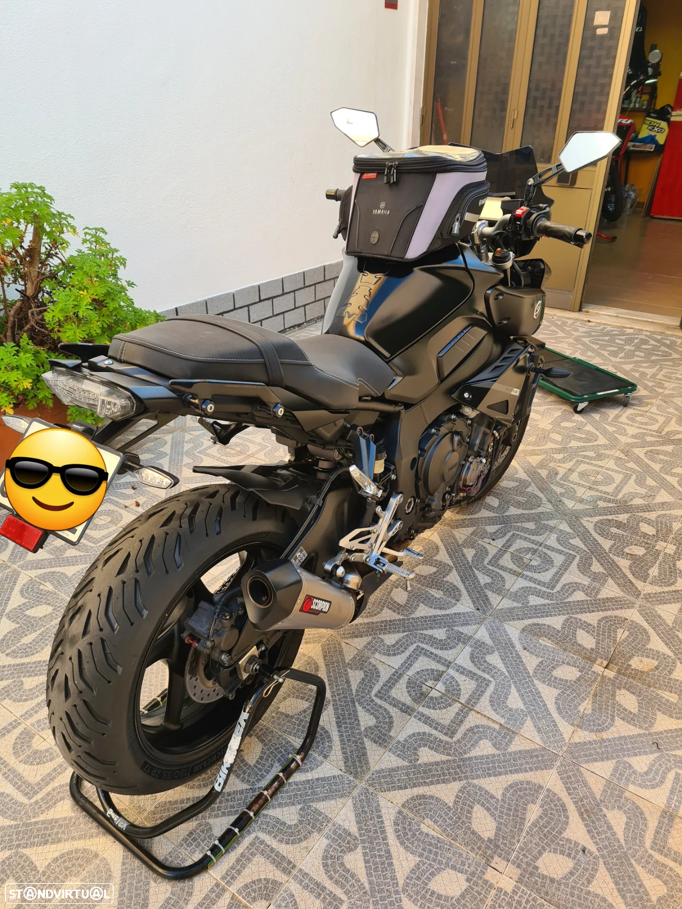 Yamaha MT-10 Preta mate - 4
