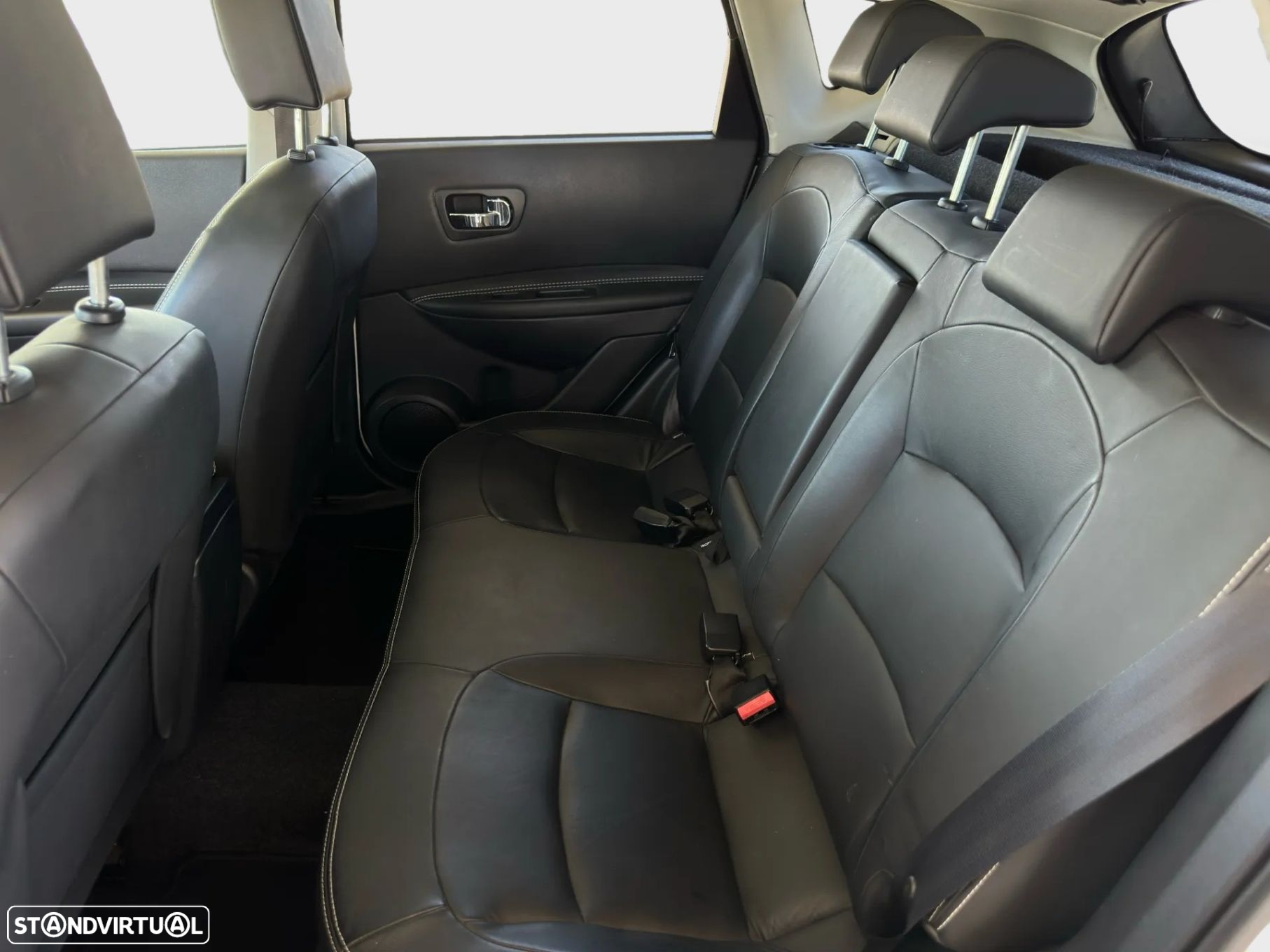 Nissan Qashqai 1.6 dCi 360 S&S - 12