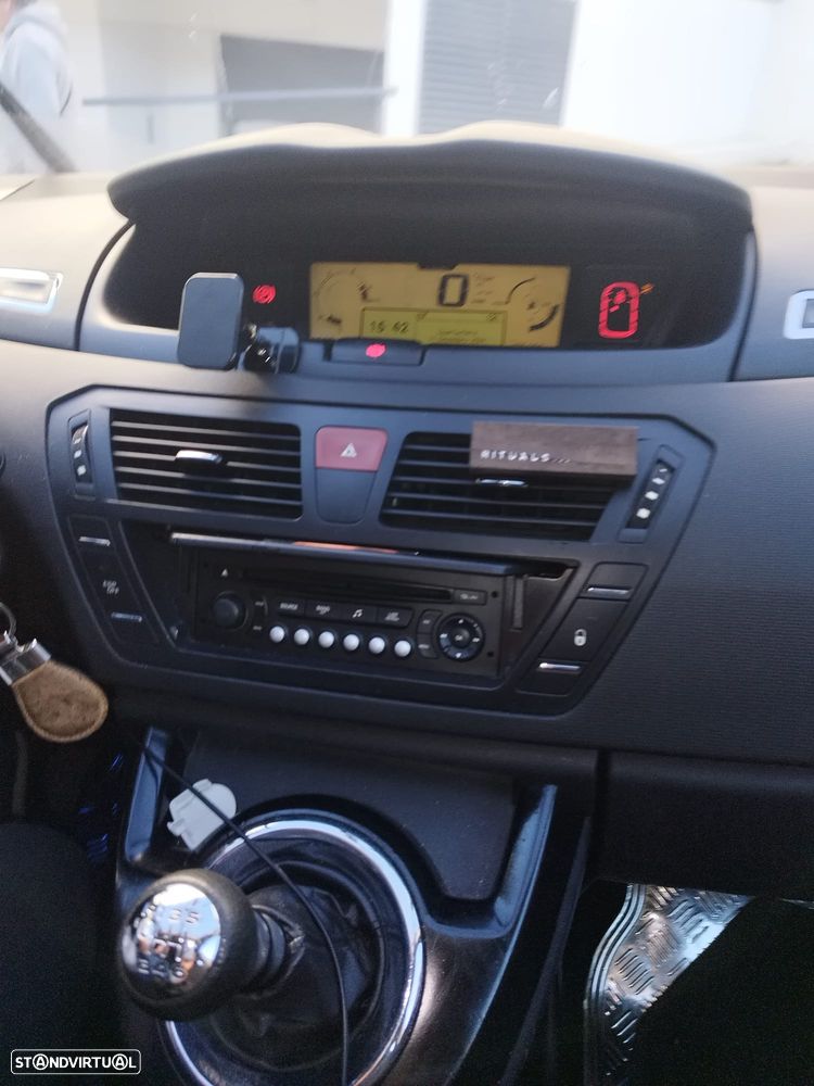 Citroën C4 Grand Picasso 1.6 HDi Exclusive - 15