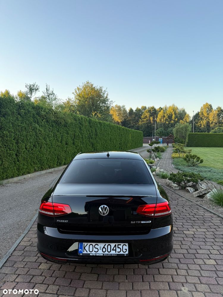 Volkswagen Passat 2.0 TDI SCR Comfortline DSG - 9