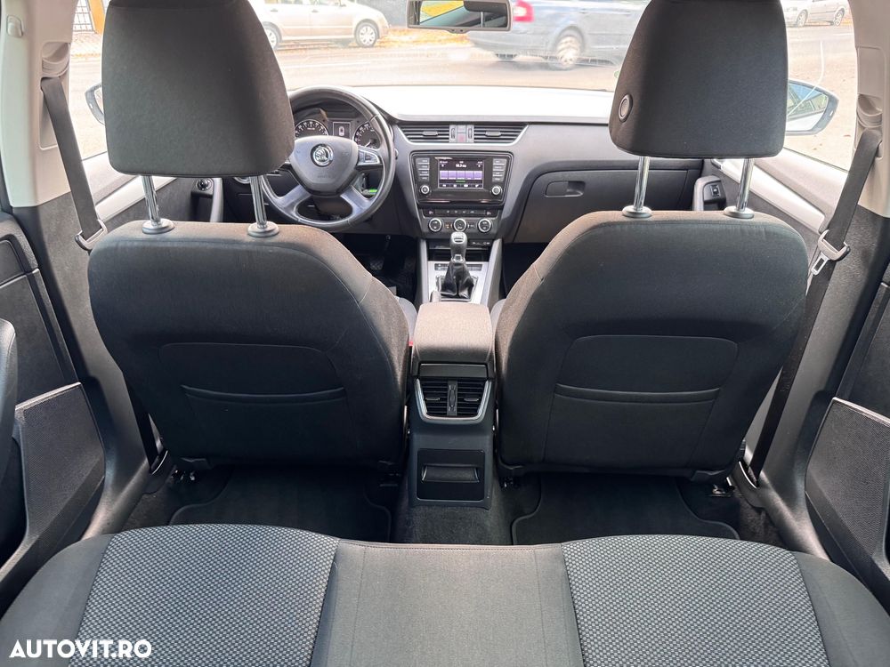 Skoda Octavia 1.6 TDI Elegance - 20