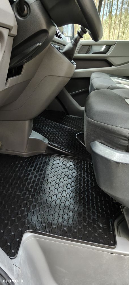 Volkswagen Crafter - 16