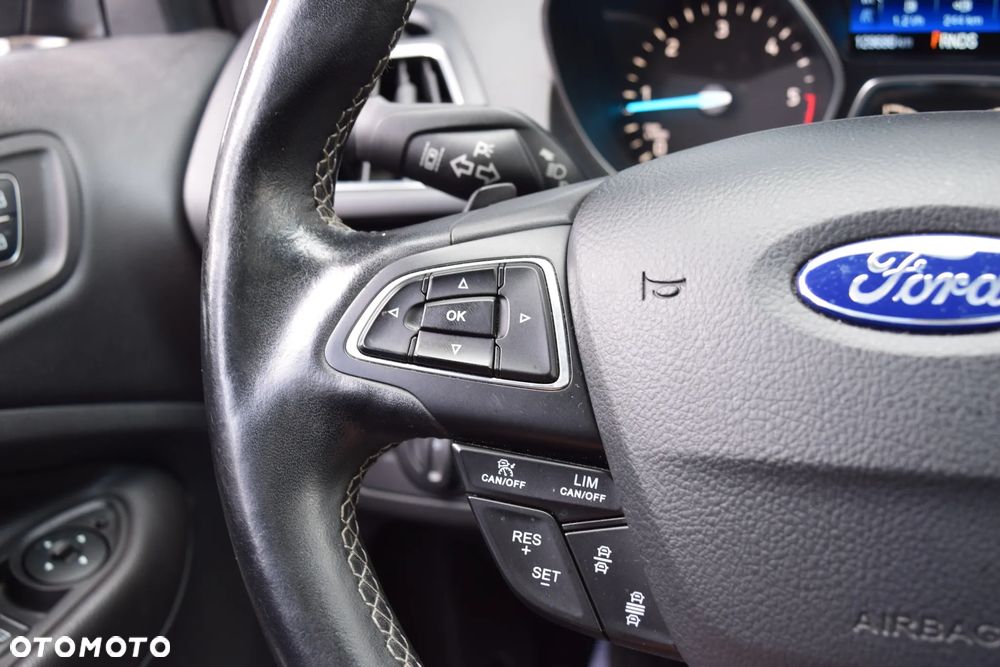 Ford Kuga 2.0 TDCi AWD ST-Line - 25