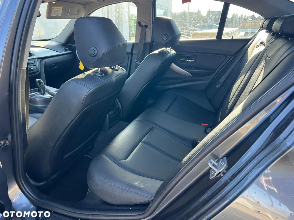 BMW Seria 3 - 11