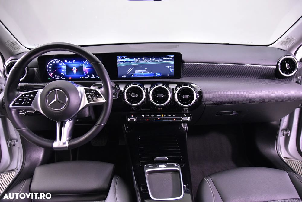 Mercedes-Benz A 200 d Sedan Aut. - 10