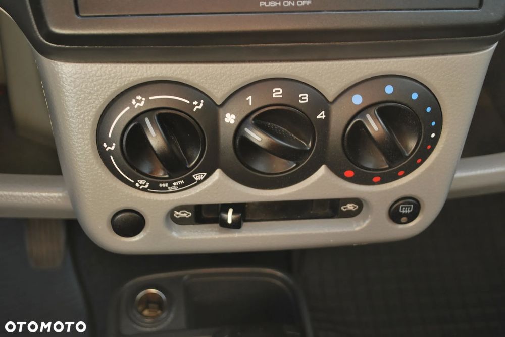 Suzuki Ignis - 16