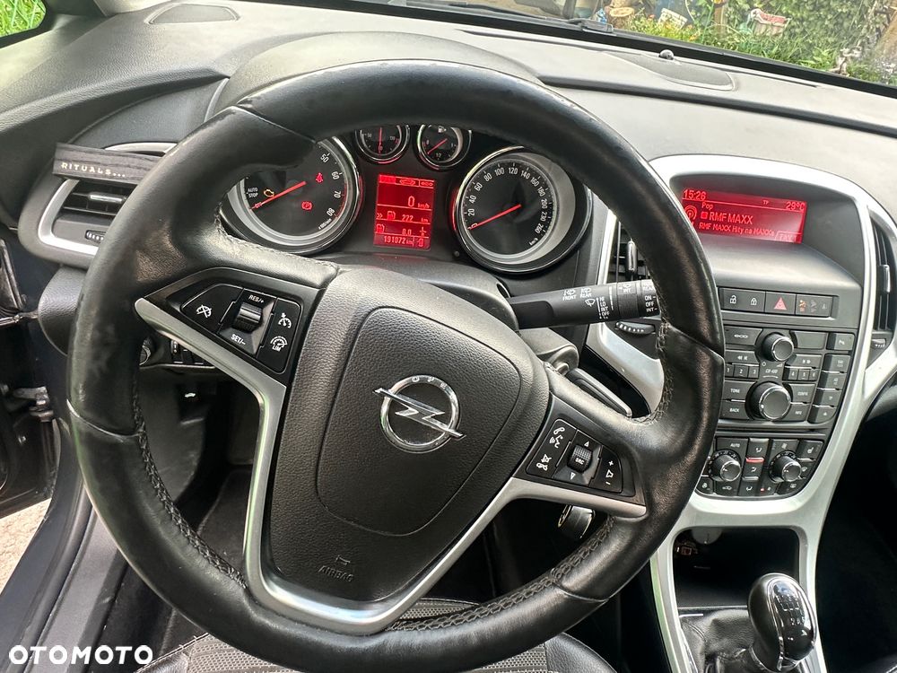 Opel Astra 1.4 T Cosmo - 16