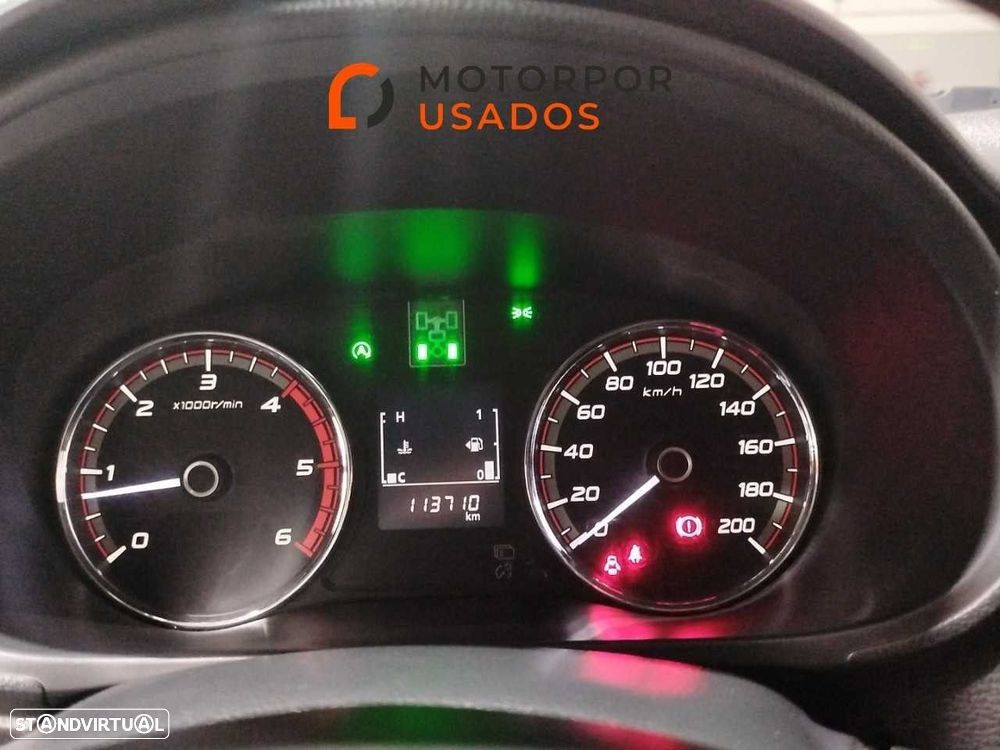 Mitsubishi L200 2.4 DI-D Club Intense Strakar 4WD - 18