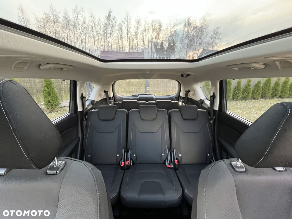 Ford S-Max 2.0 EcoBlue Titanium - 19