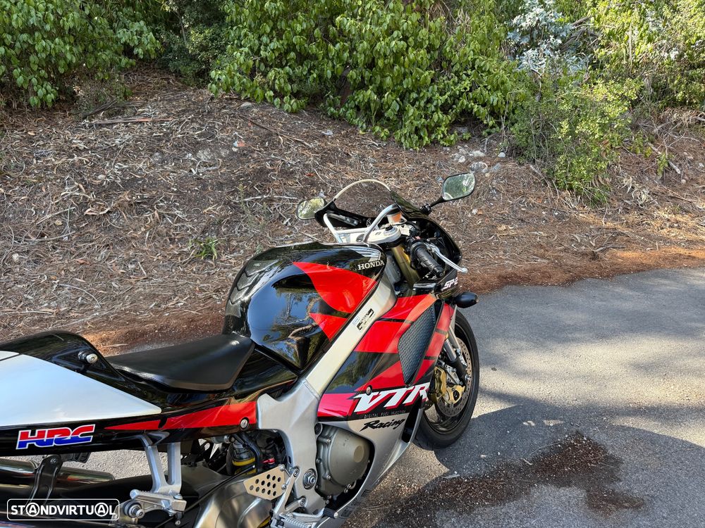 Honda VTR 1000 Sp2 - 13