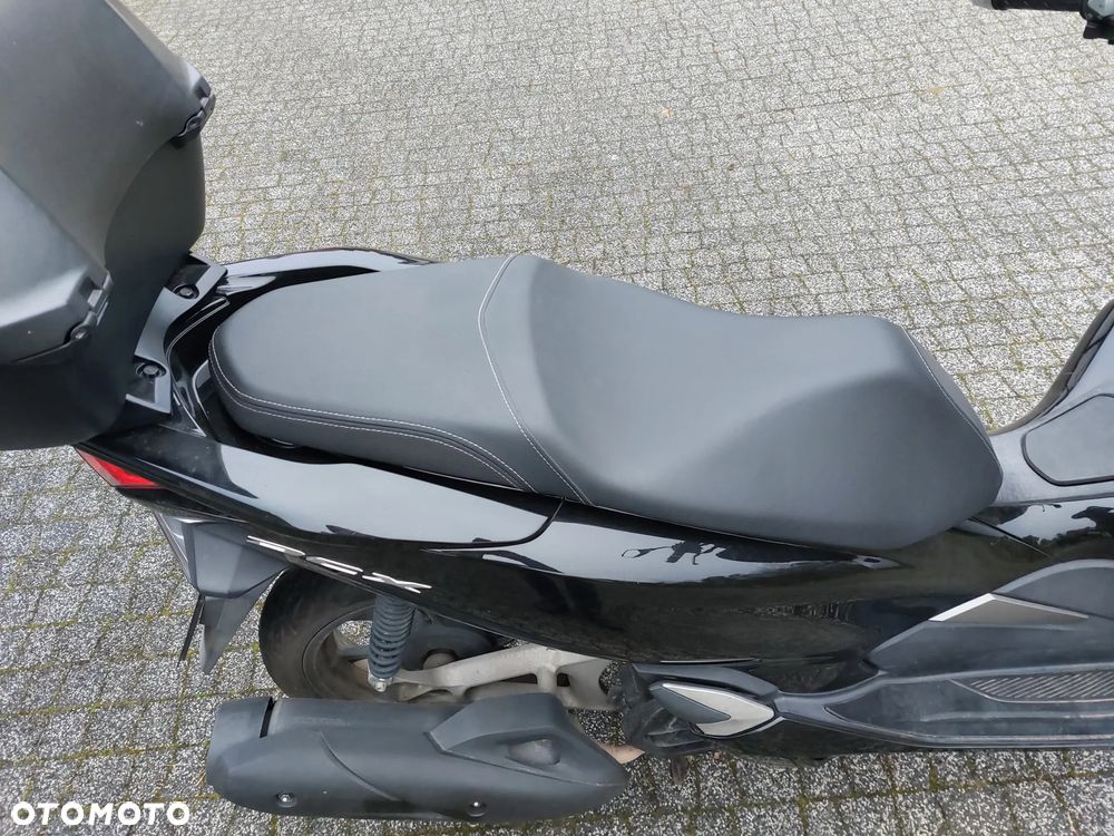 Honda PCX - 9