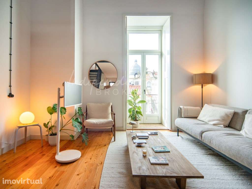 T1+1 PARA VENDA NO LARGO DO INTENDENTE - Grande imagem: 2/25