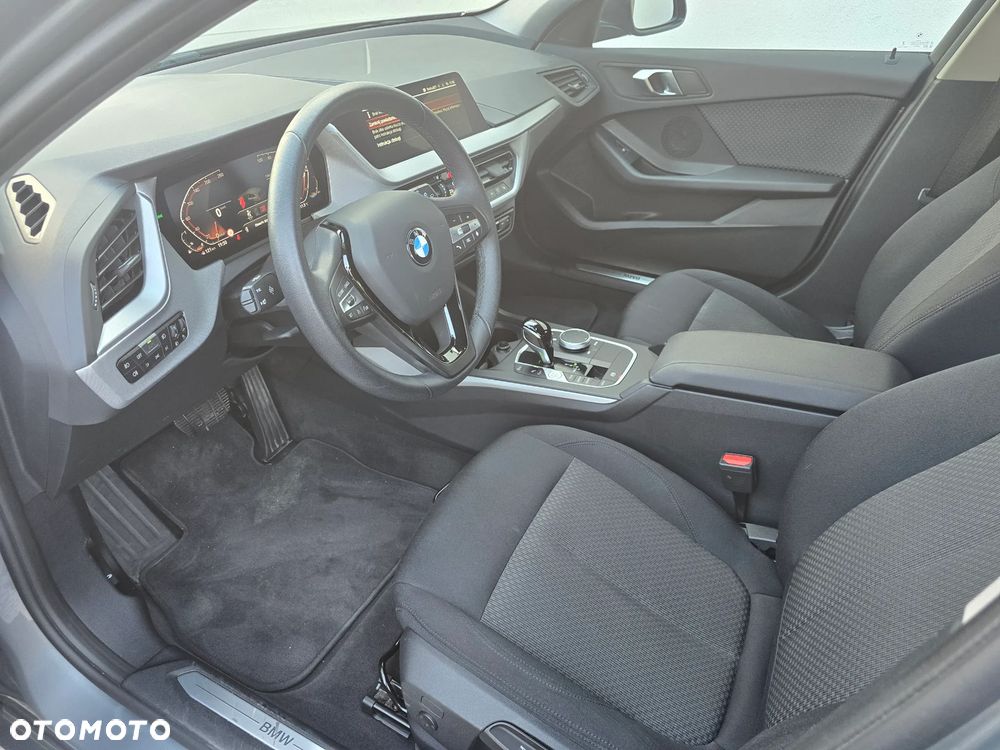 BMW Seria 1 118i Advantage - 11