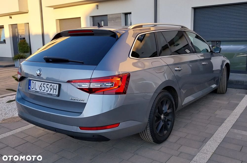 Skoda Superb 2.0 TDI Style DSG7 - 6