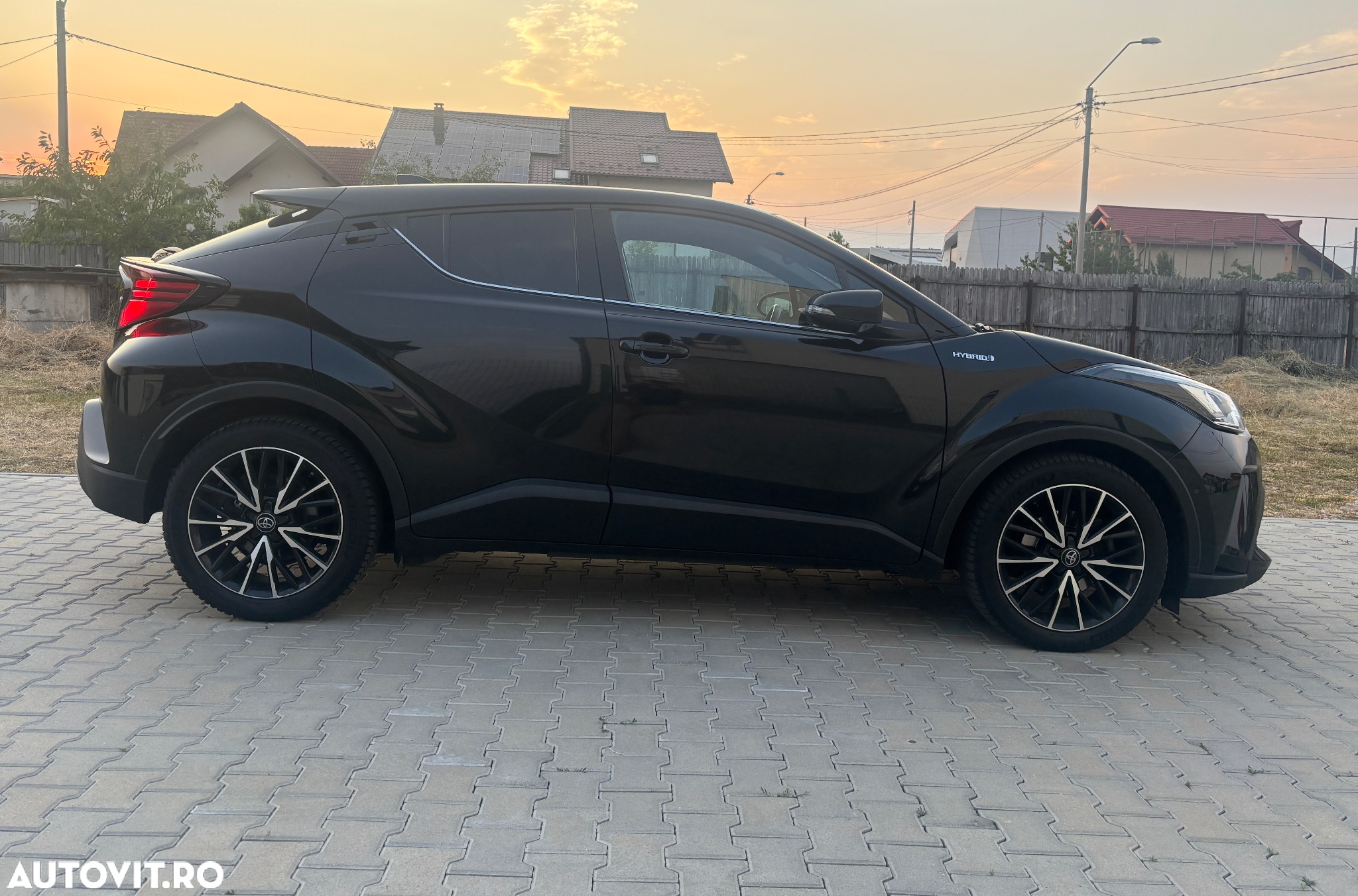 Toyota C-HR 2.0 Hybrid Lounge - 9