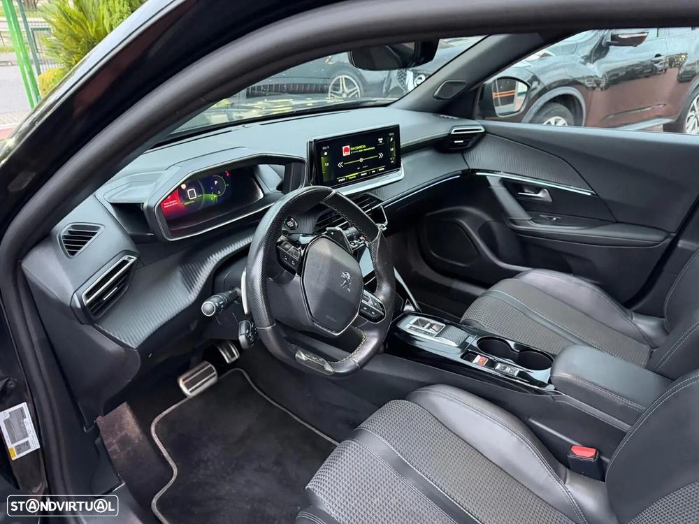 Peugeot 2008 1.5 BlueHDi GT Pack EAT8 - 5