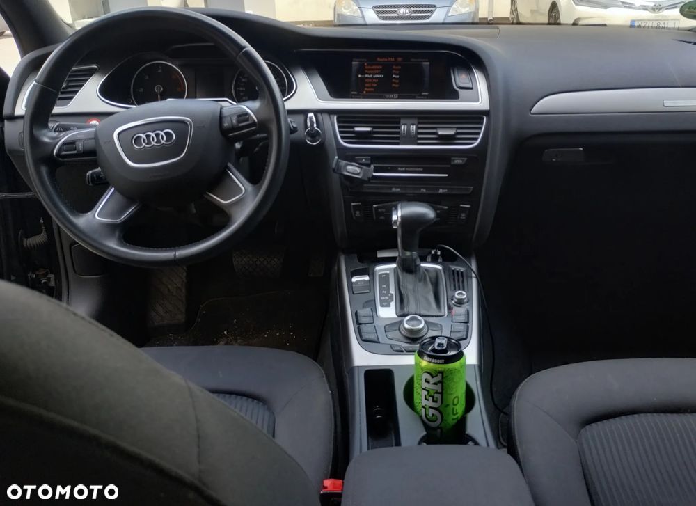 Audi A4 Avant 2.0 TDI DPF quattro S tronic Attraction - 6