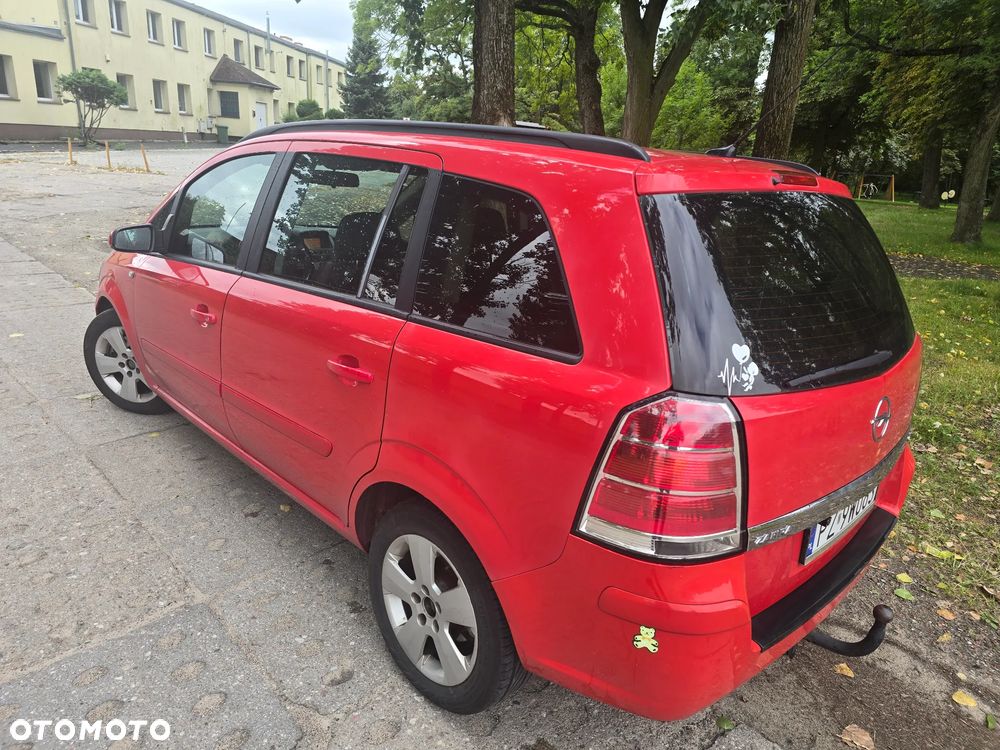 Opel Zafira 1.9 CDTI - 3