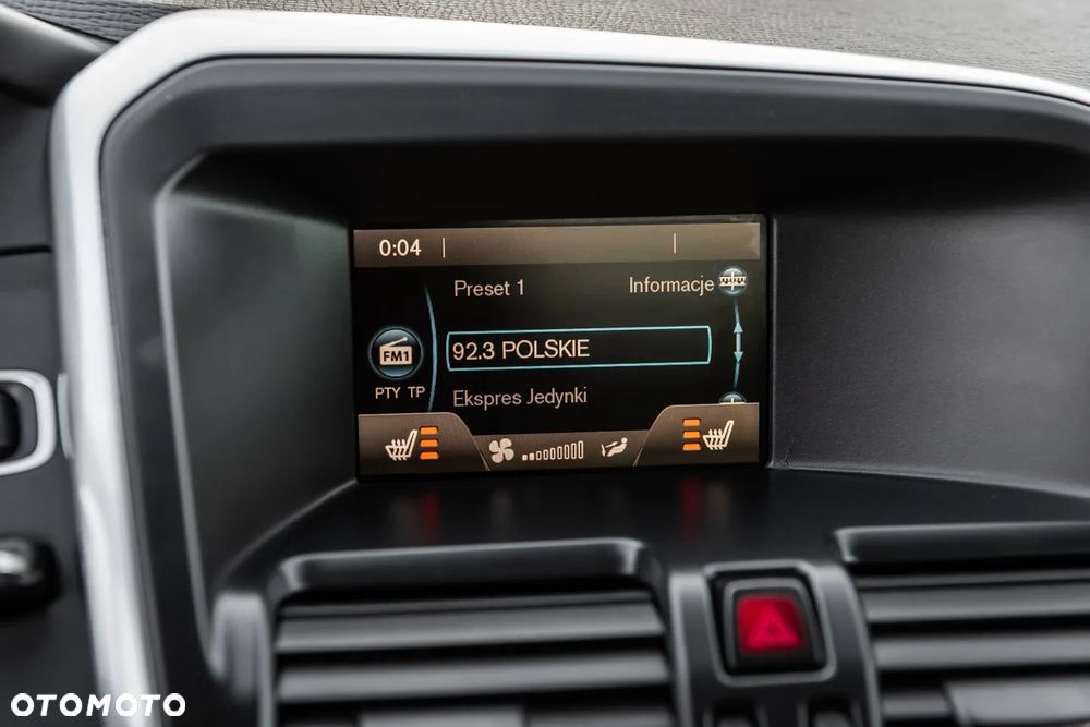 Volvo XC 60 2.4D AWD Momentum - 21