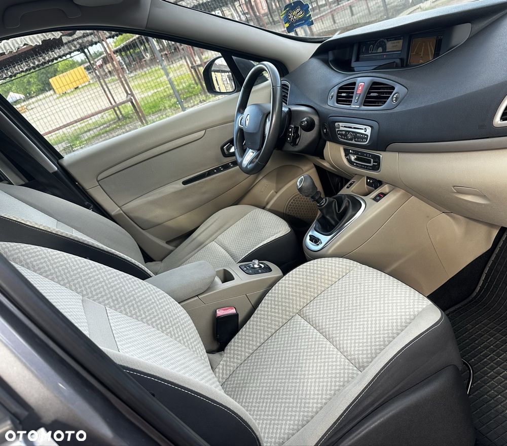 Renault Scenic - 6