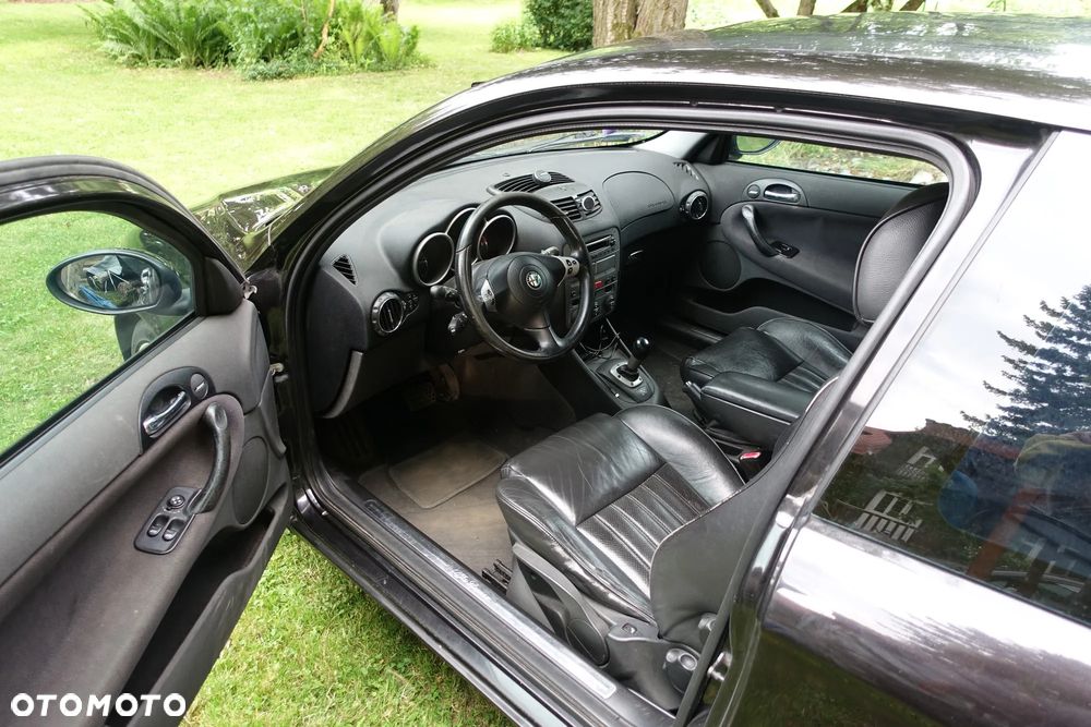 Alfa Romeo 147 2.0 Seles.Distinctive - 9