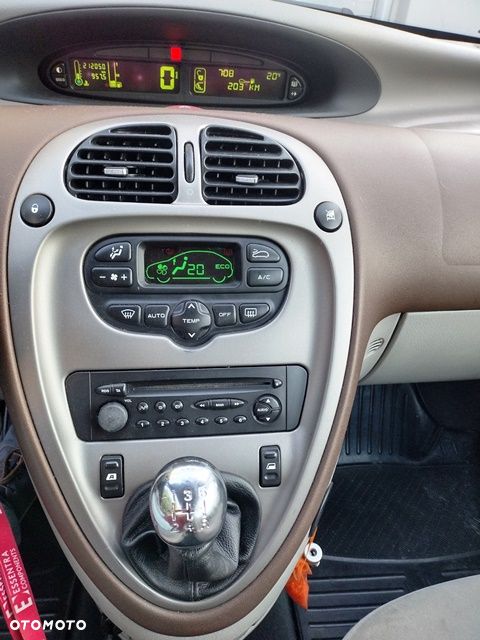Citroën Xsara Picasso 1.6 HDI SX - 12