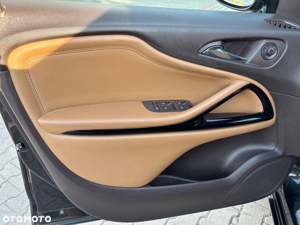 Opel Zafira - 18