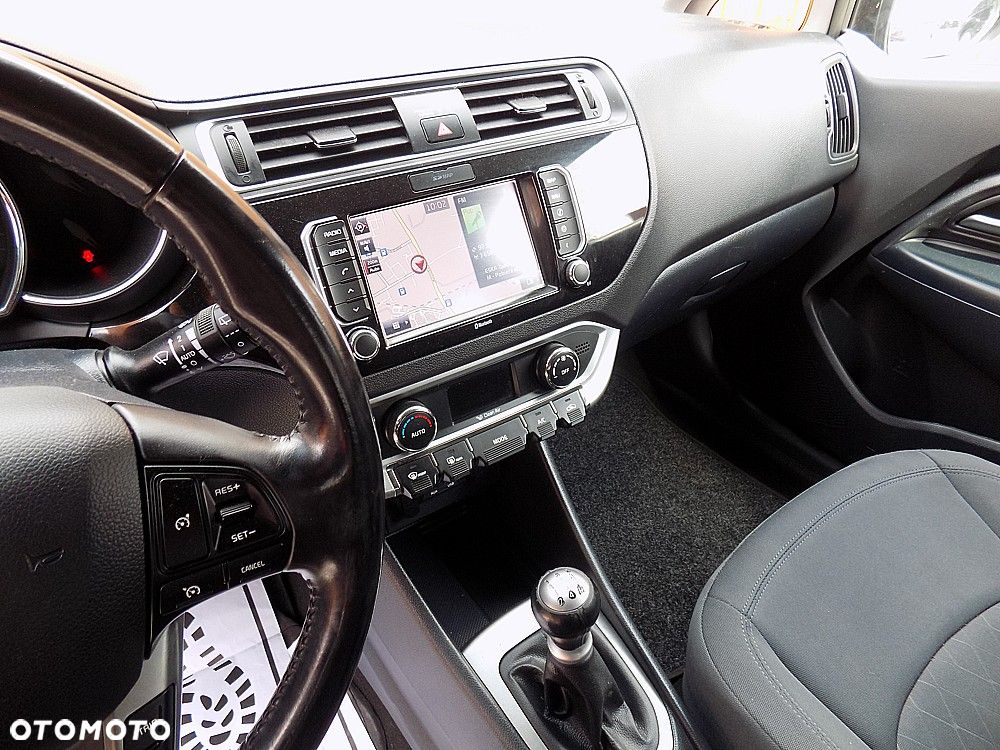 Kia Rio 1.2 Dream Team Edition - 13