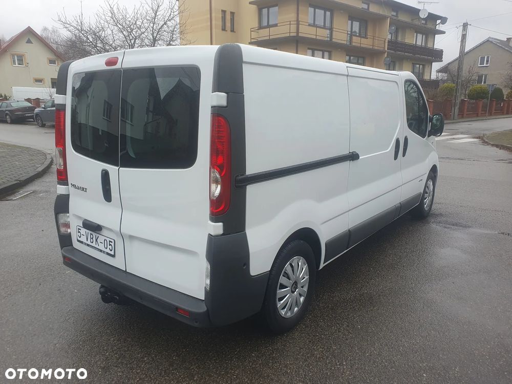 Renault TRAFIC - 9