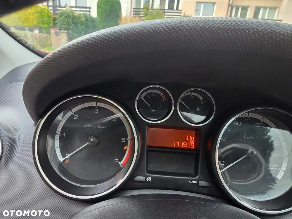Peugeot 308 2.0 HDi Premium - 11