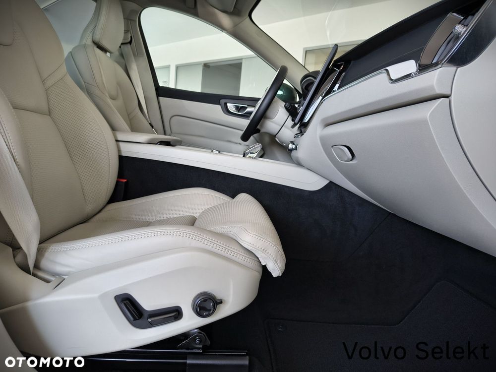 Volvo XC 60 - 29